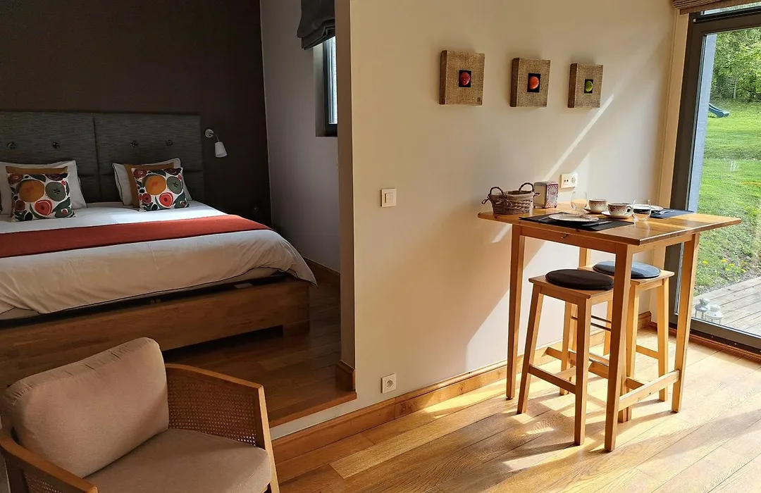 La Suite Des Pervenches-1