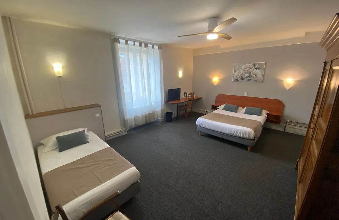 Nouvel Hotel-1