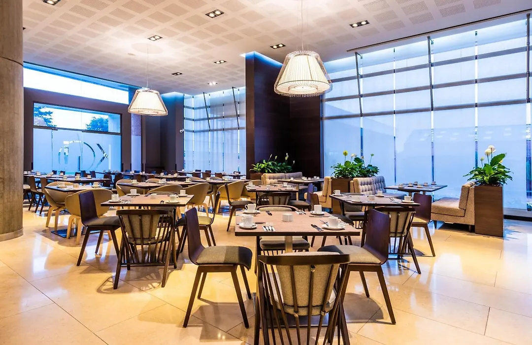 Hilton DoubleTree Bogotá Salitre AR-1
