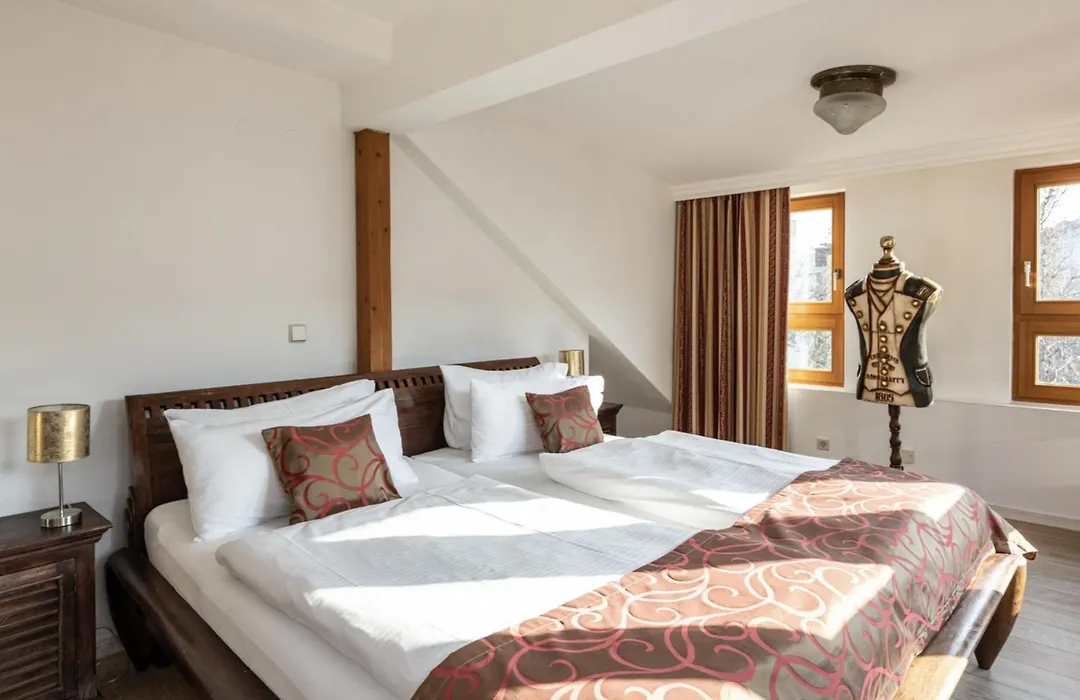The Gate Garden Hotel-1