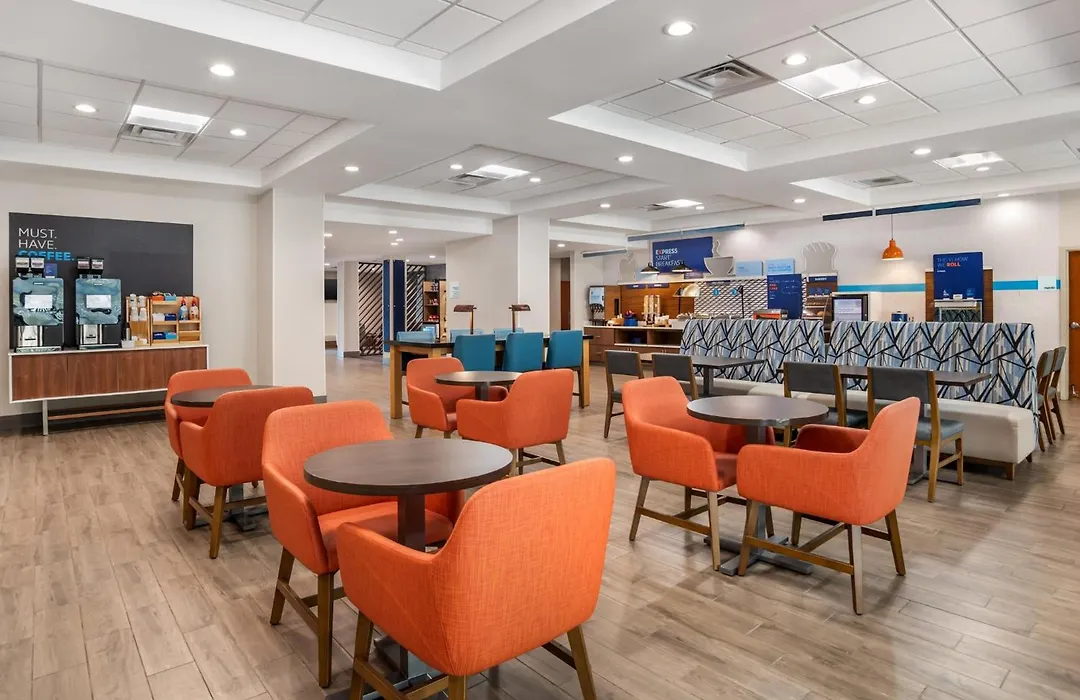 Holiday Inn Express Phenix City-Fort Benning By Ihg-1