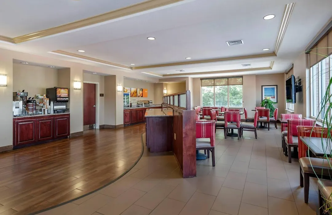 Comfort Suites Biloxi/Ocean Springs-1