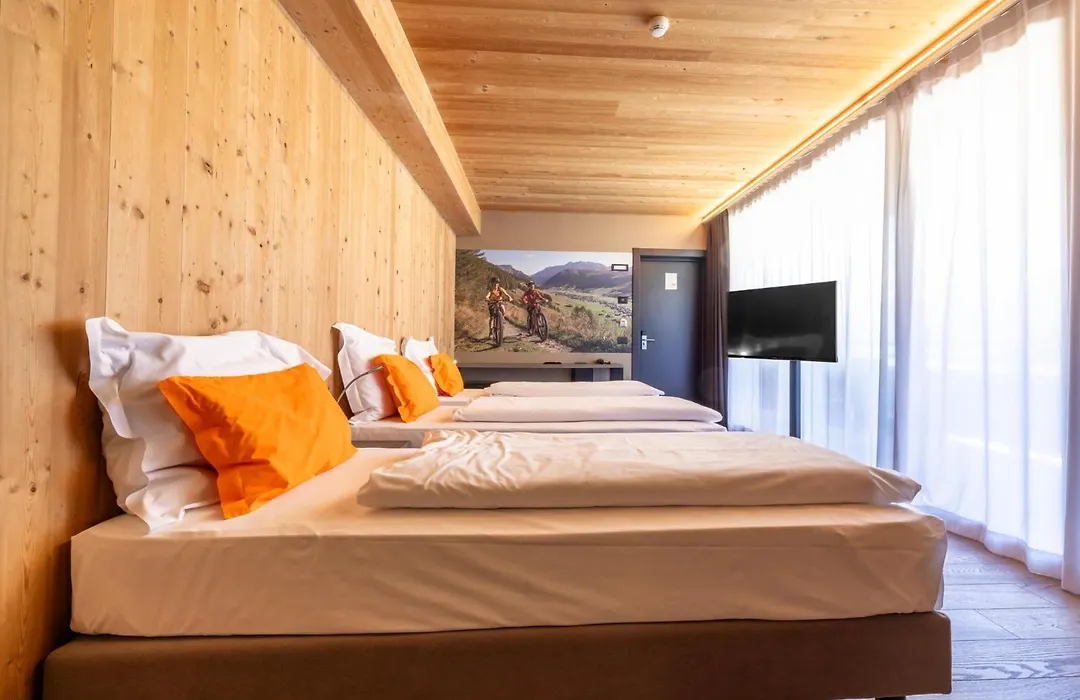 Montivas Lodge-1