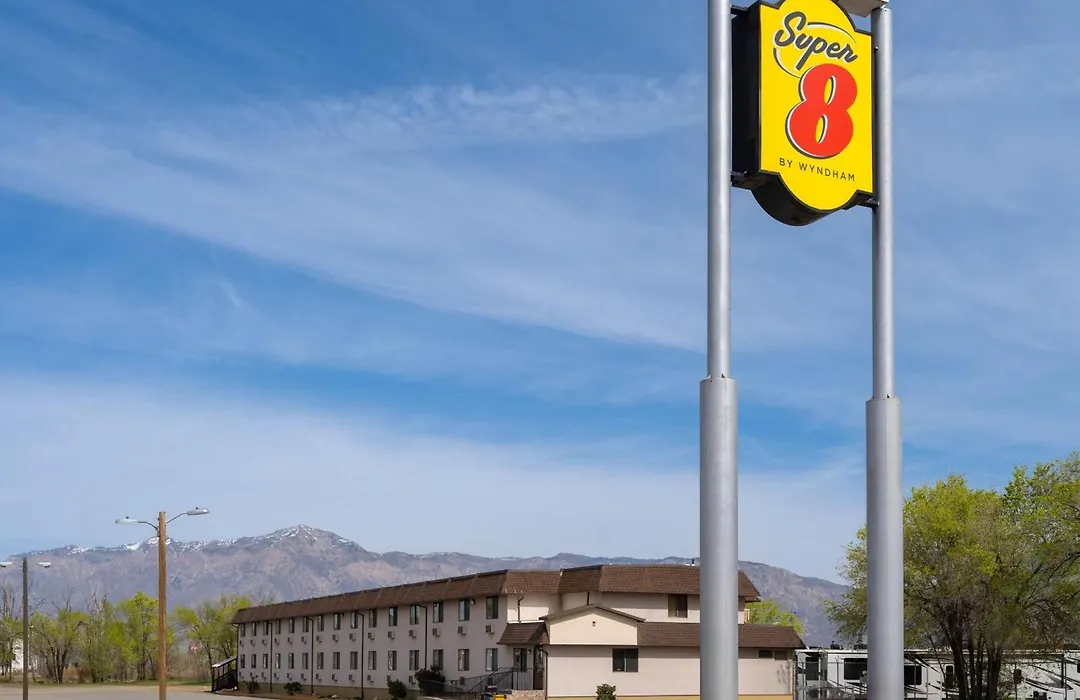 Super 8 By Wyndham Ogden, Utah-1