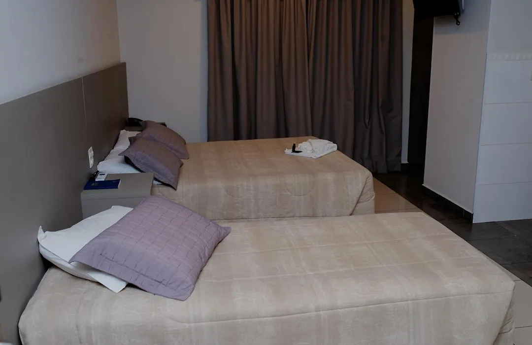 Colonial Flat Hotel-1