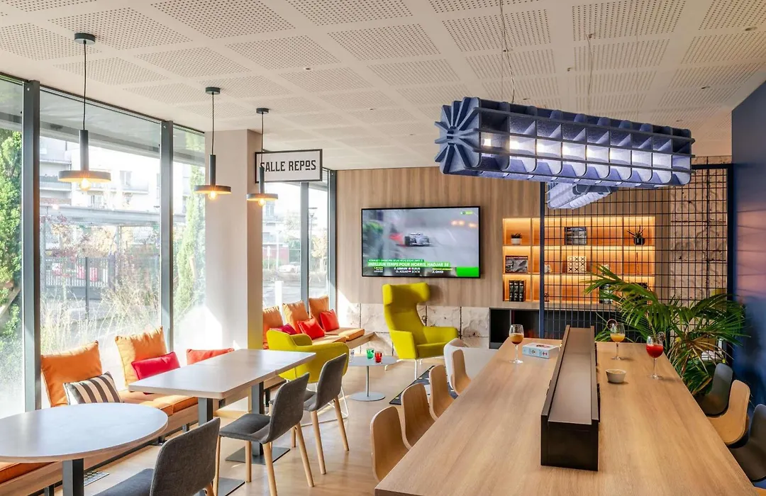 Ibis Styles Bordeaux Lormont-1