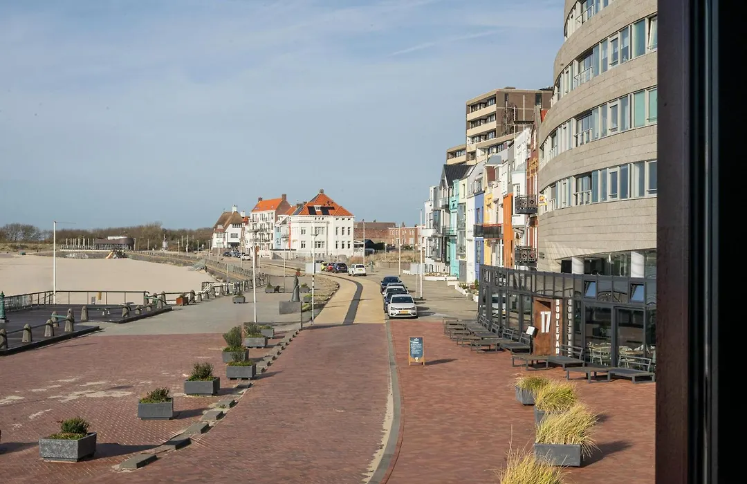 Suites Boulevard 17-1