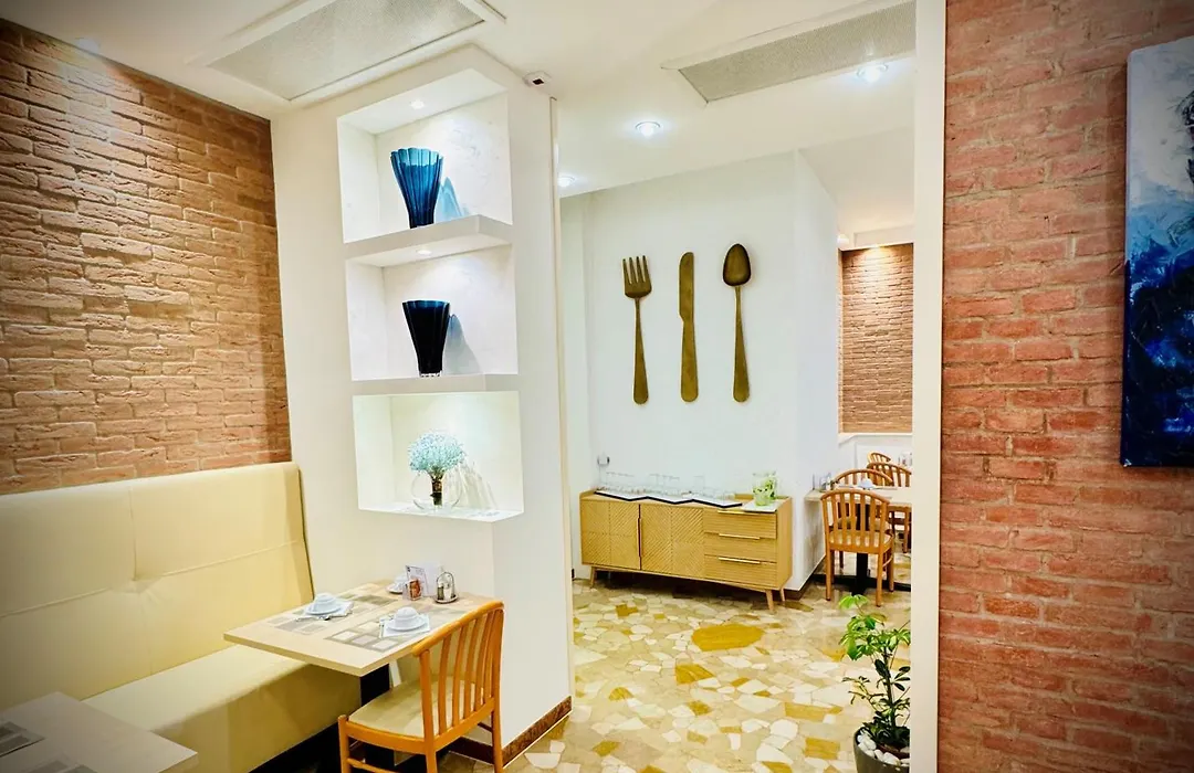 Hotel Touring-1