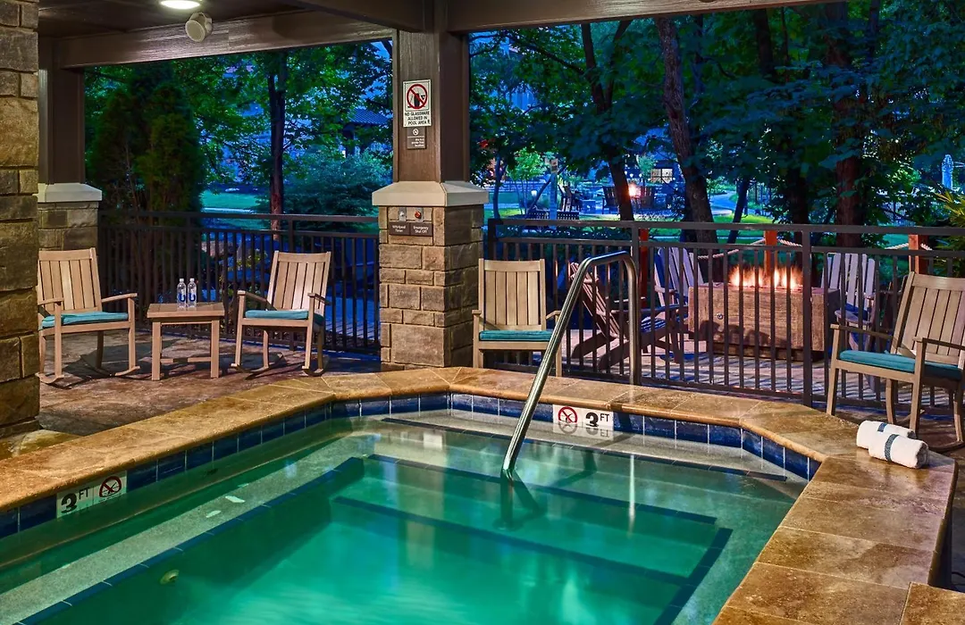 Hampton Inn Gatlinburg Historic Nature Trail, Tn-1