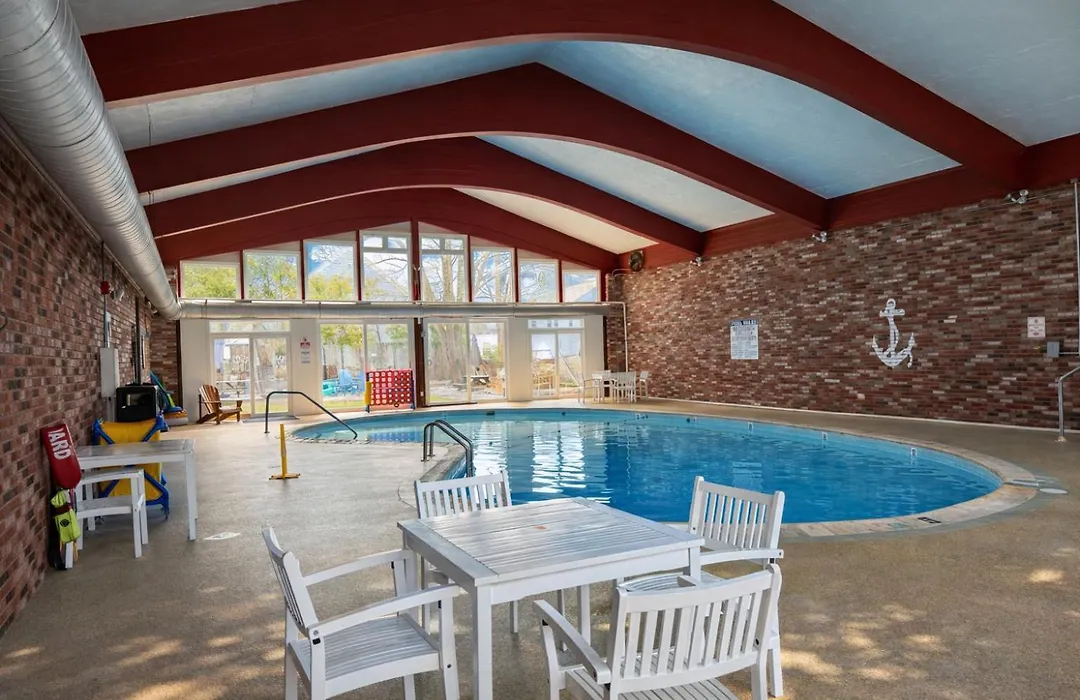 Courtyard Resort-1