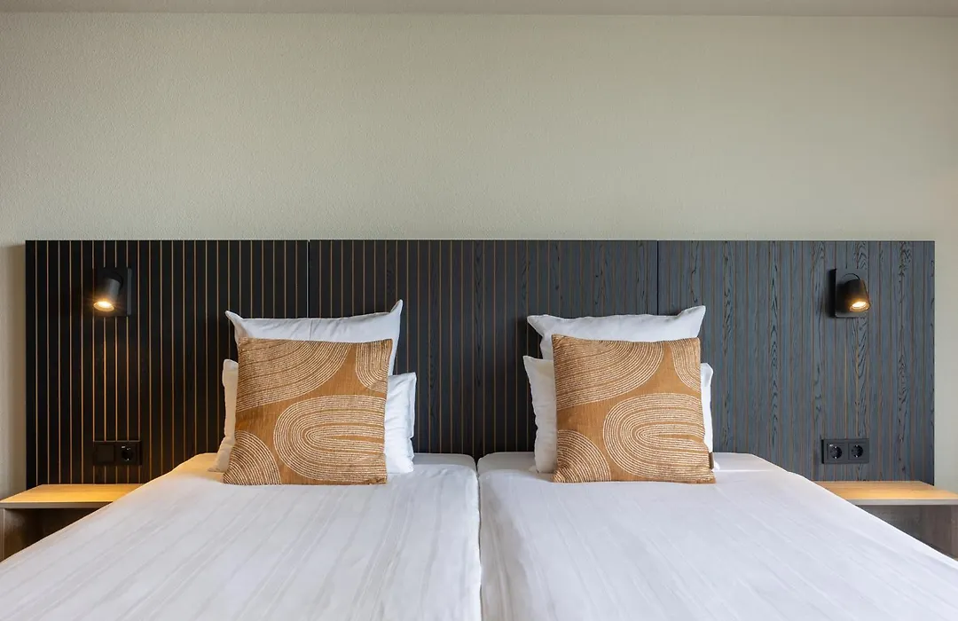 Leonardo Hotel IJmuiden Seaport Beach-1