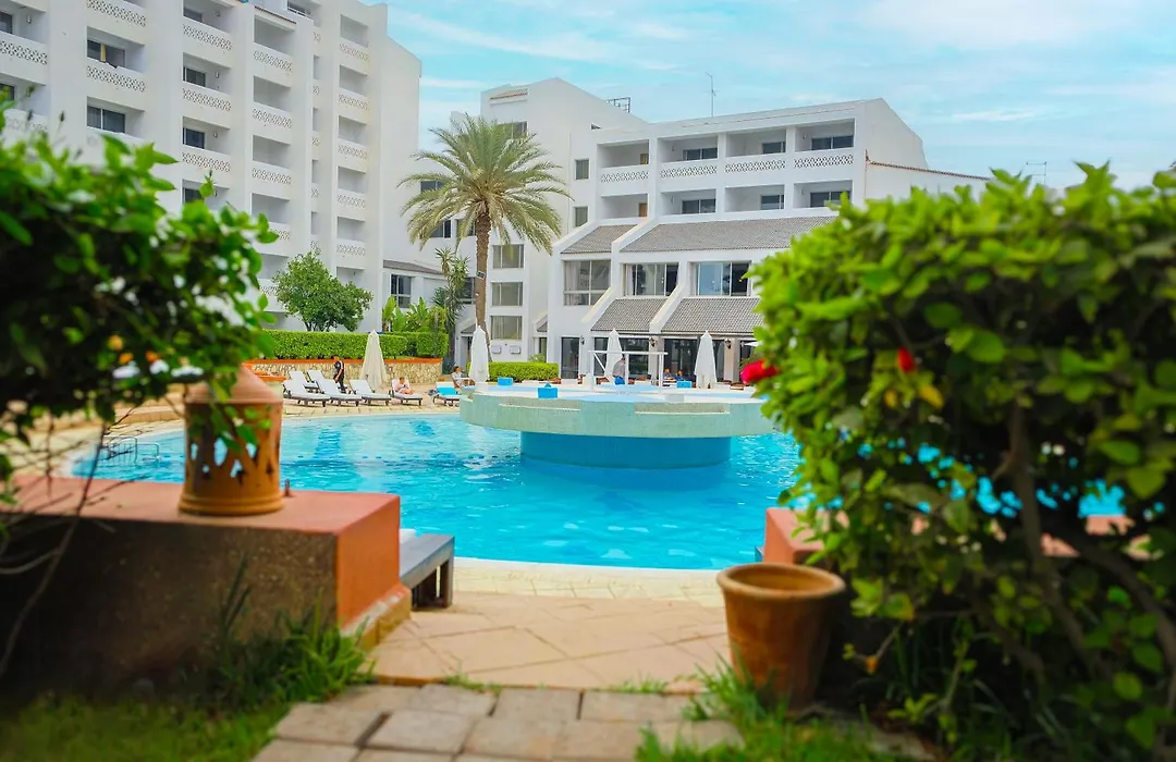 Hamilton Agadir-1