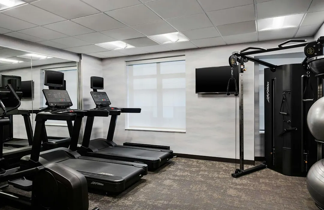 Fairfield Inn And Suites Chicago Downtown/ Magnificent Mile-1