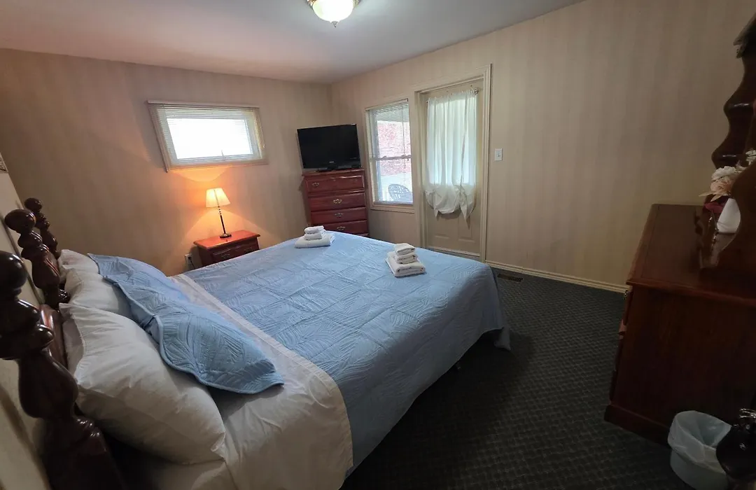 Rainbow Bed & Breakfast-1