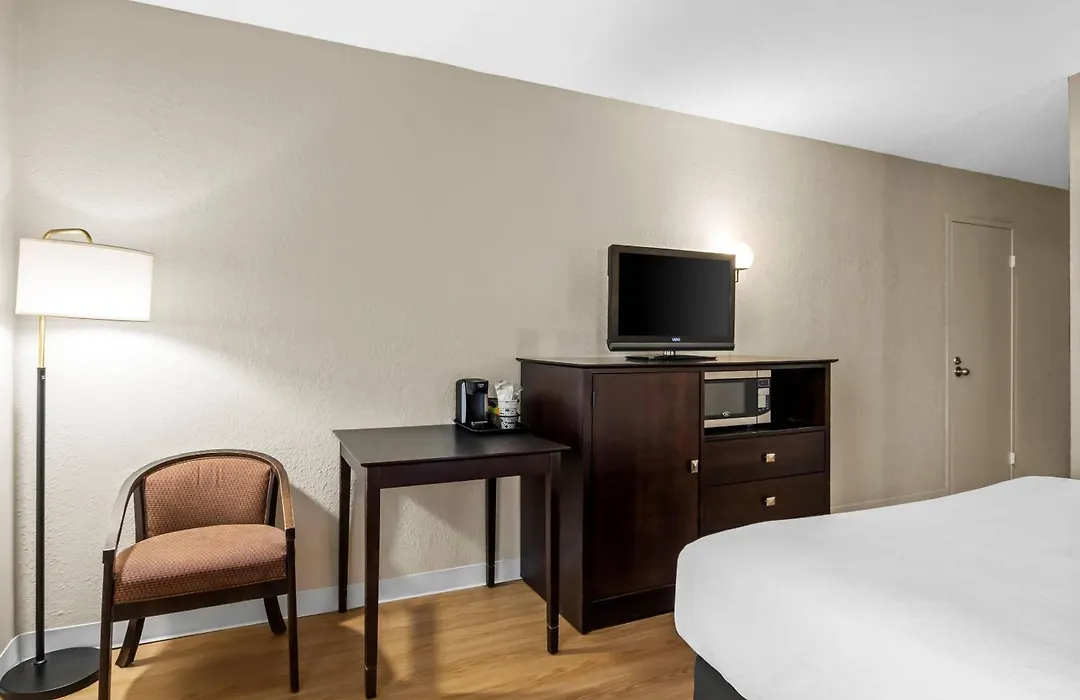 Quality Inn & Suites-1