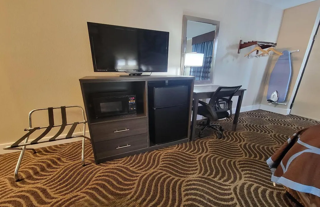 Super 8 By Wyndham Marion Nc-1
