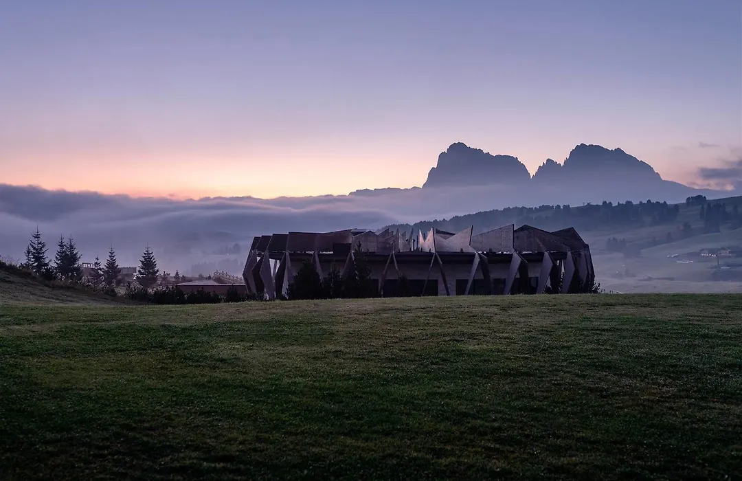 Alpina Dolomites-1