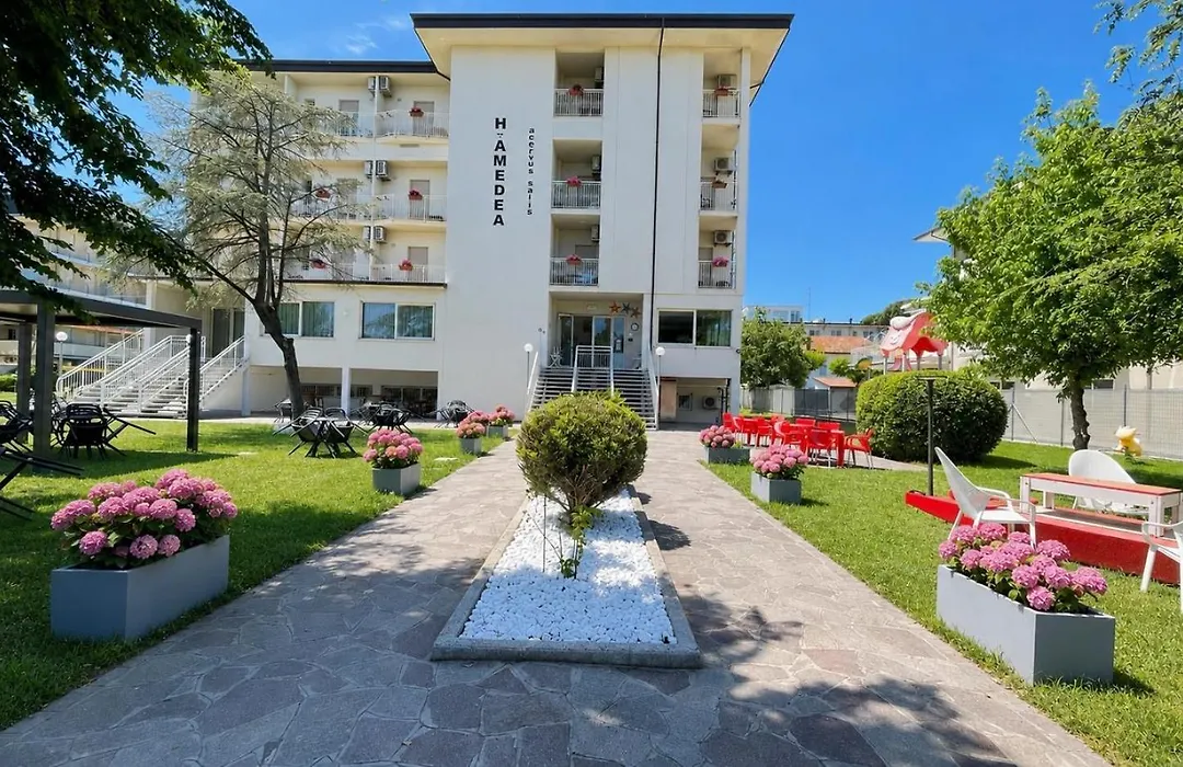 Hotel Amedea-1