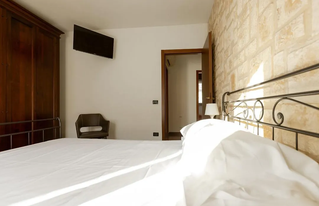 Maranello Suite-1