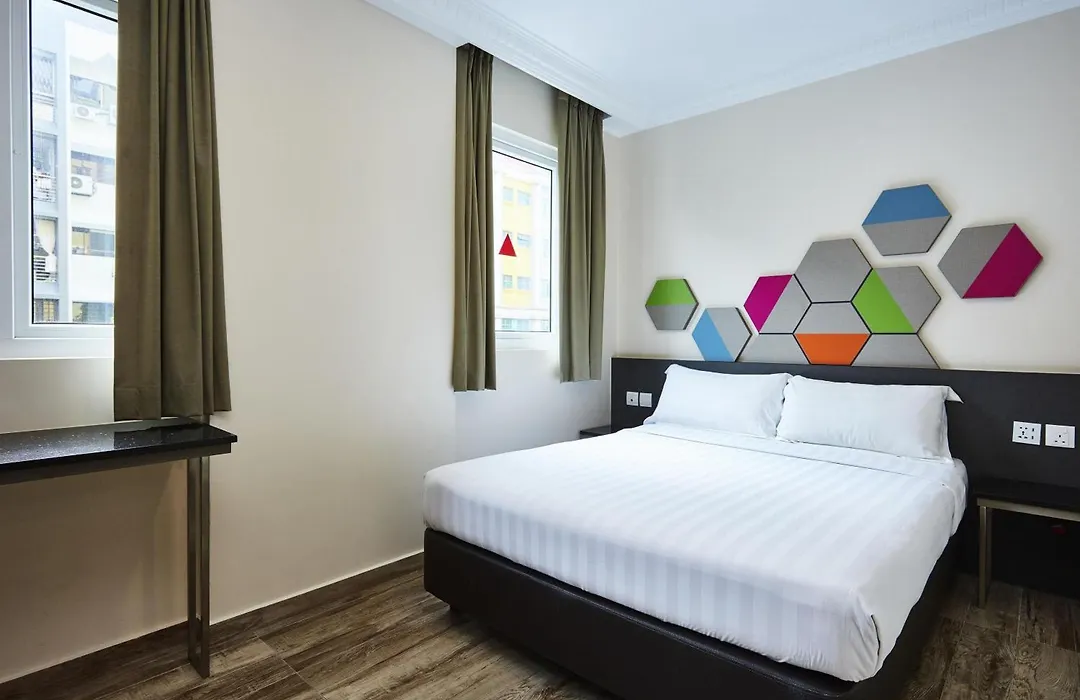 Ibis Budget Singapore Emerald-1