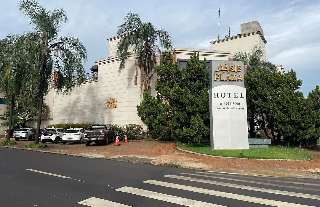 Oasis Plaza Hotel-1