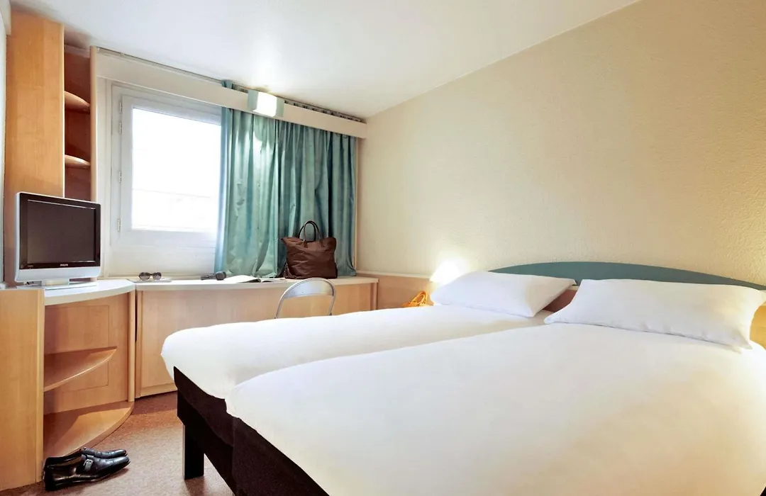 ibis Vesoul-1