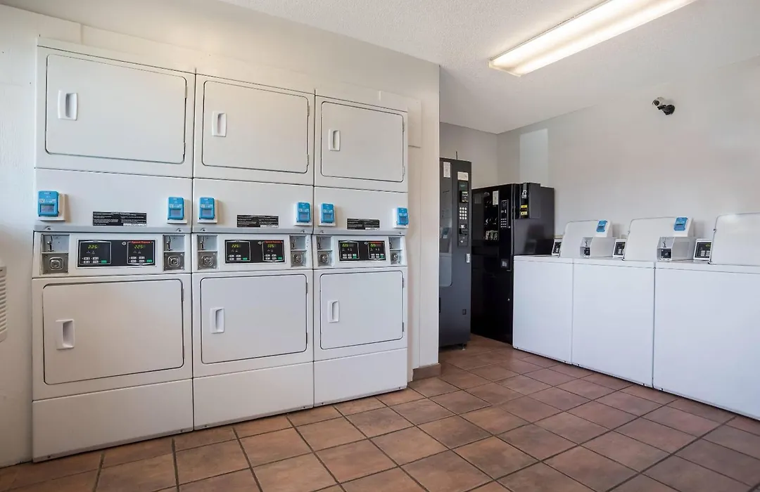Suburban Studios Biloxi North Area-1