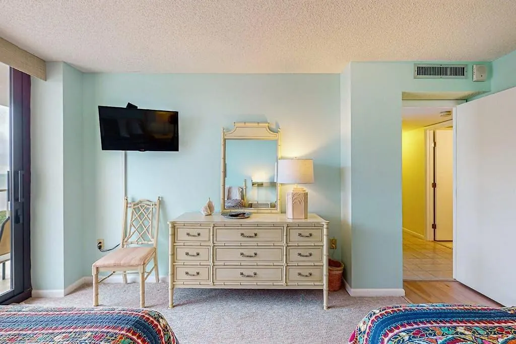 Seaview Court-1