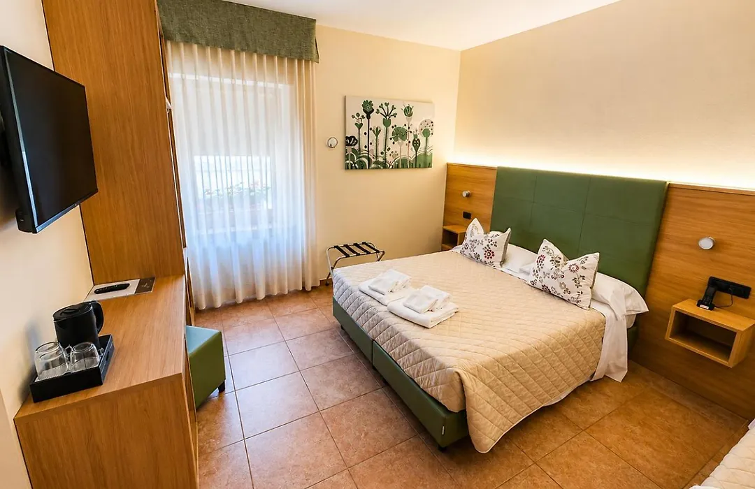 Hotel Trieste-1