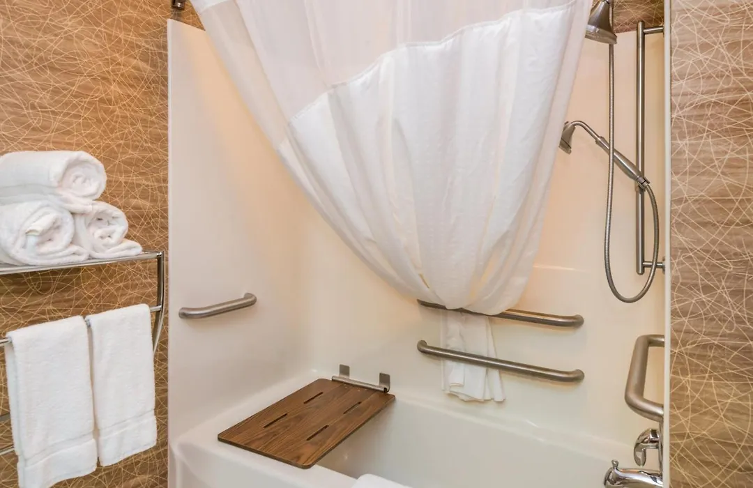 Holiday Inn Express & Suites Bucyrus By Ihg-1