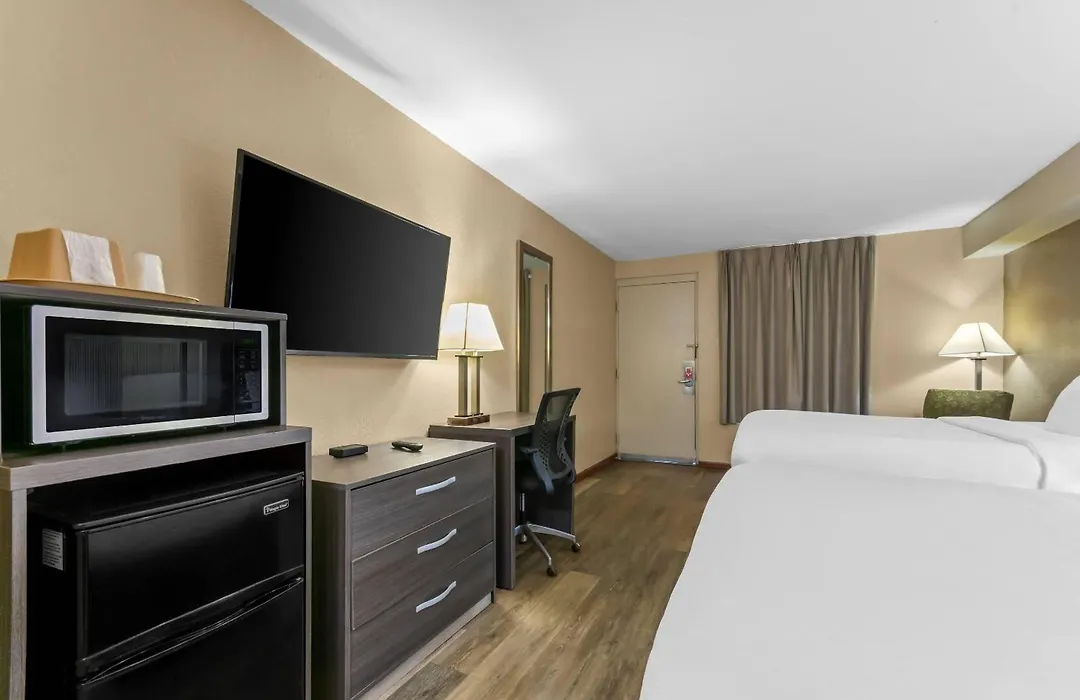 Econo Lodge Panama City St Andrews-1
