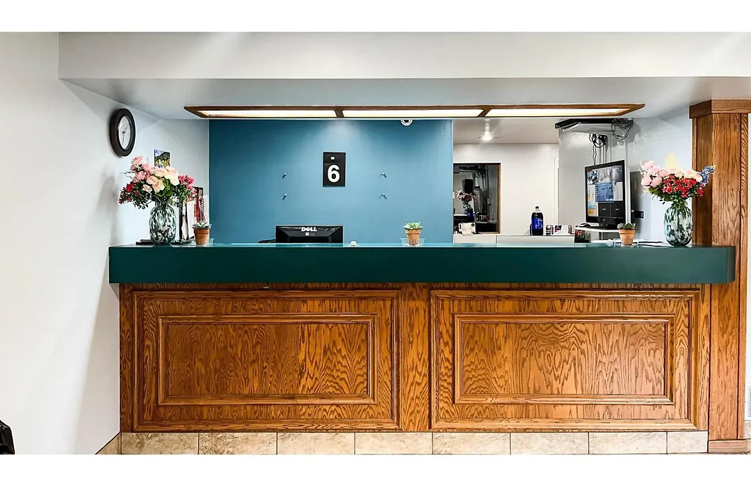 Studio 6 Suites - Tiffin, Oh-1