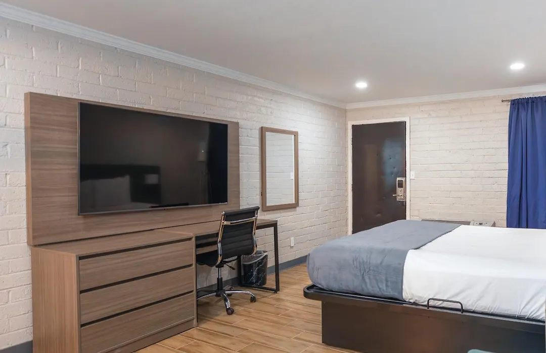 Economy Suites Springfield - Extended Stay-1