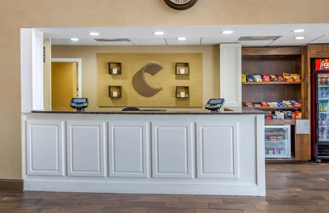 Comfort Suites At The University-1