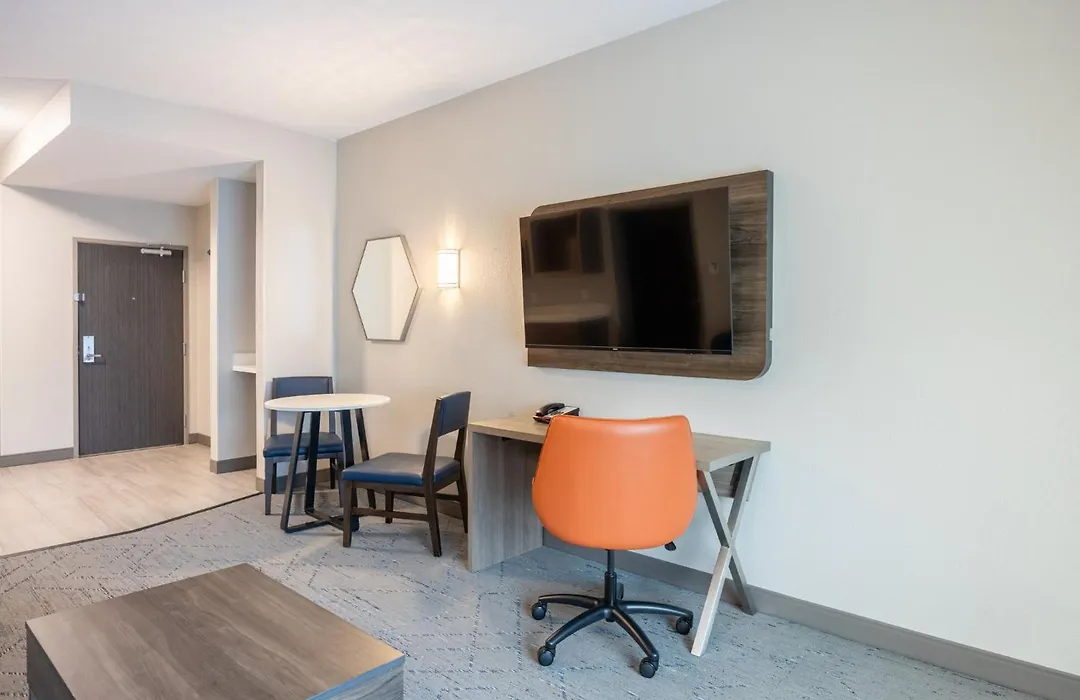 Holiday Inn Express & Suites Columbus - Polaris, An Ihg Hotel-1