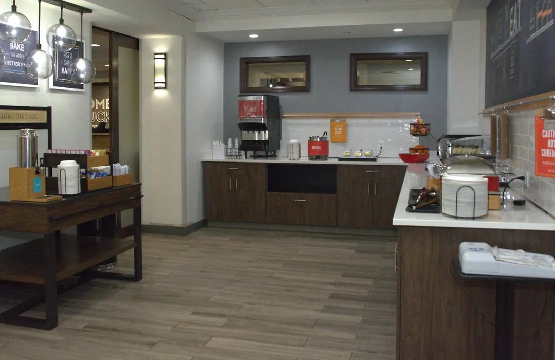 Hampton Inn Cambridge-1