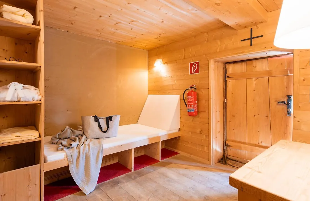 Aparthotel Saladina-1