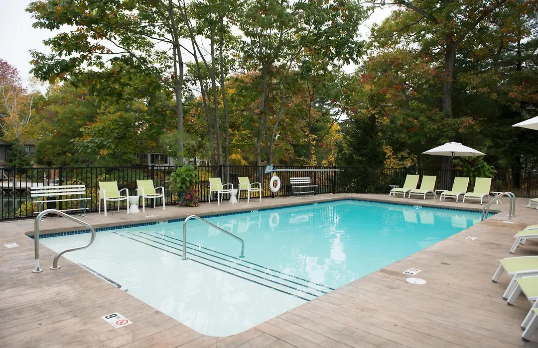 The Lodge On The Cove-1