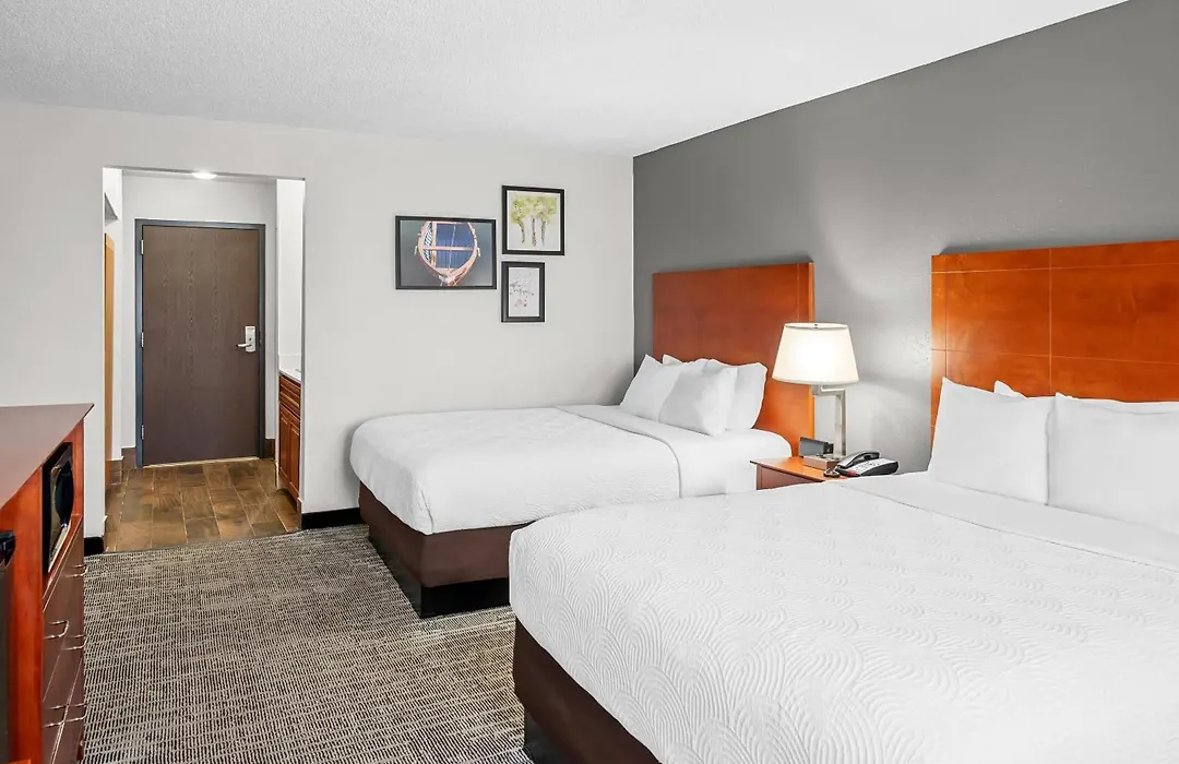 Country Inn & Suites By Radisson, Muskegon, Mi-1