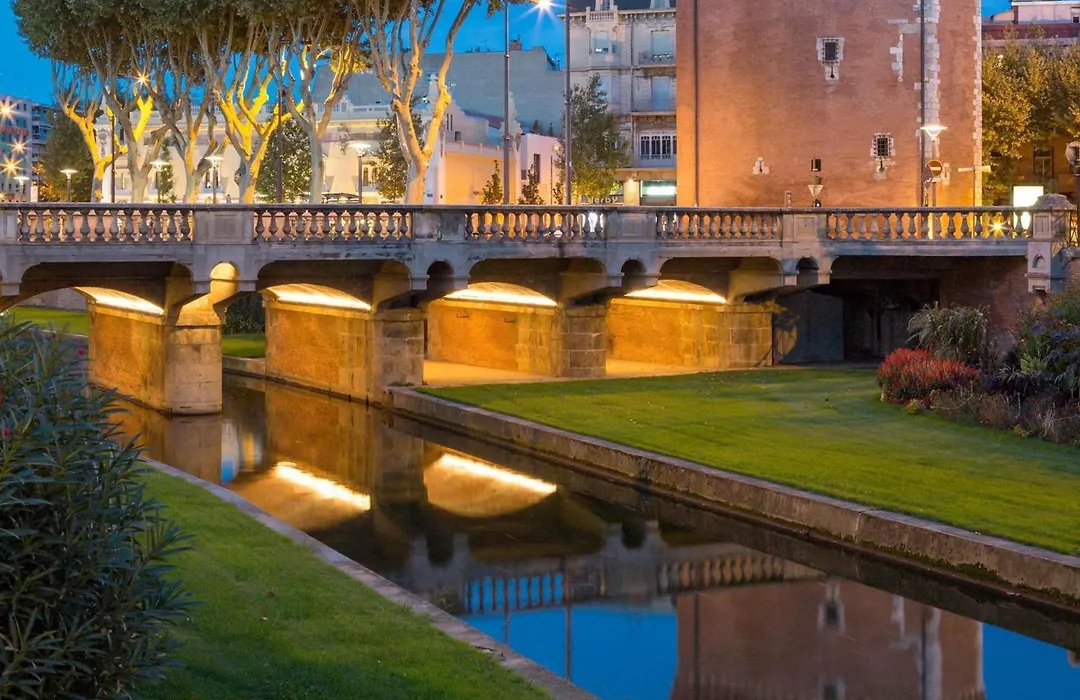 Hotelf1 Perpignan Sud-1