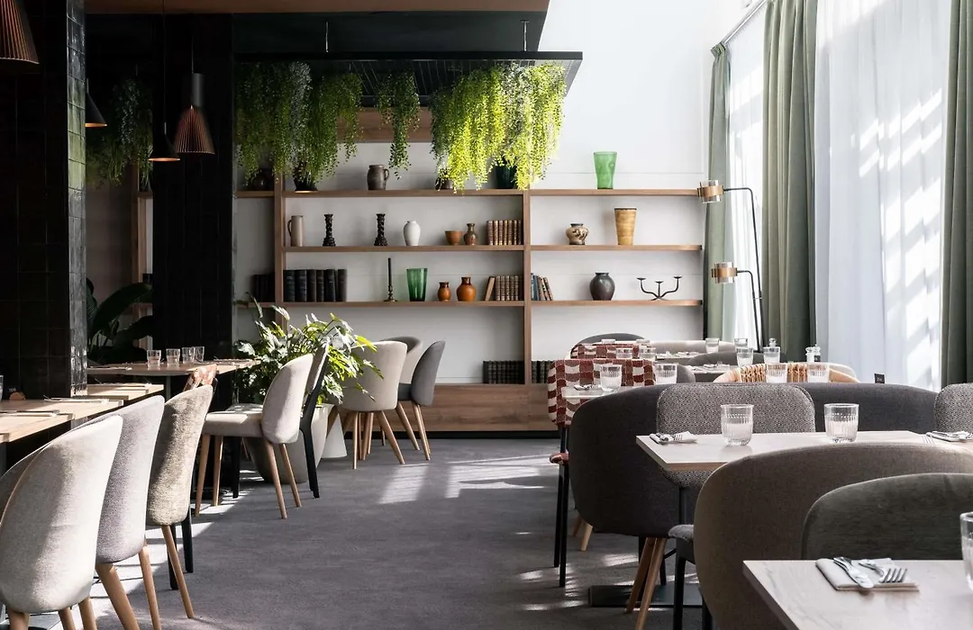 Novotel Chartres-1