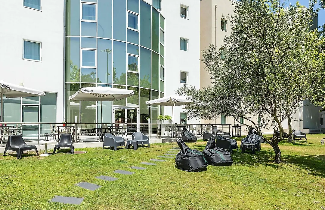 Hotel Ibis Lisboa Alfragide-1