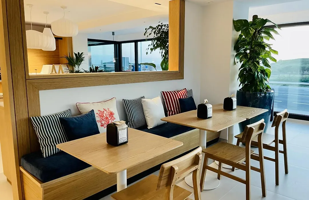 Hotel Delfin Azul-1