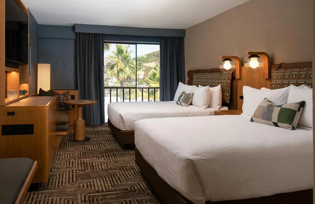 Marin Hilltop Hotel-1