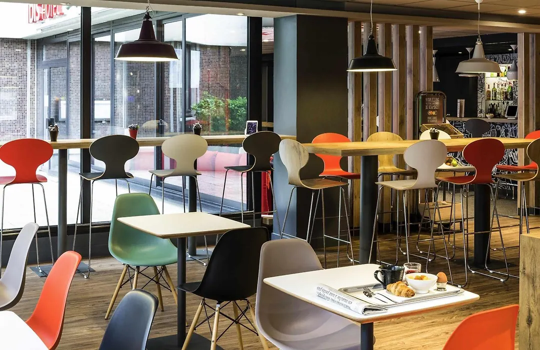 ibis Paris Pont de Suresnes Longchamp-1