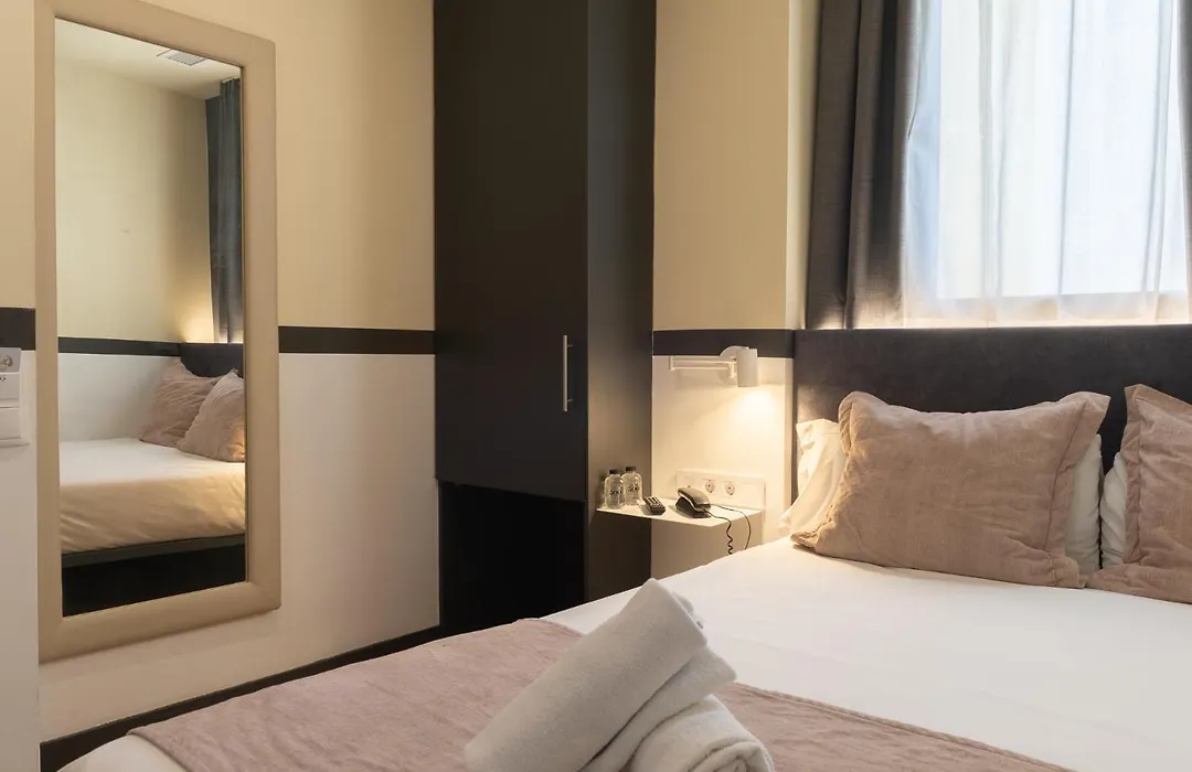May Ramblas Hotel-1