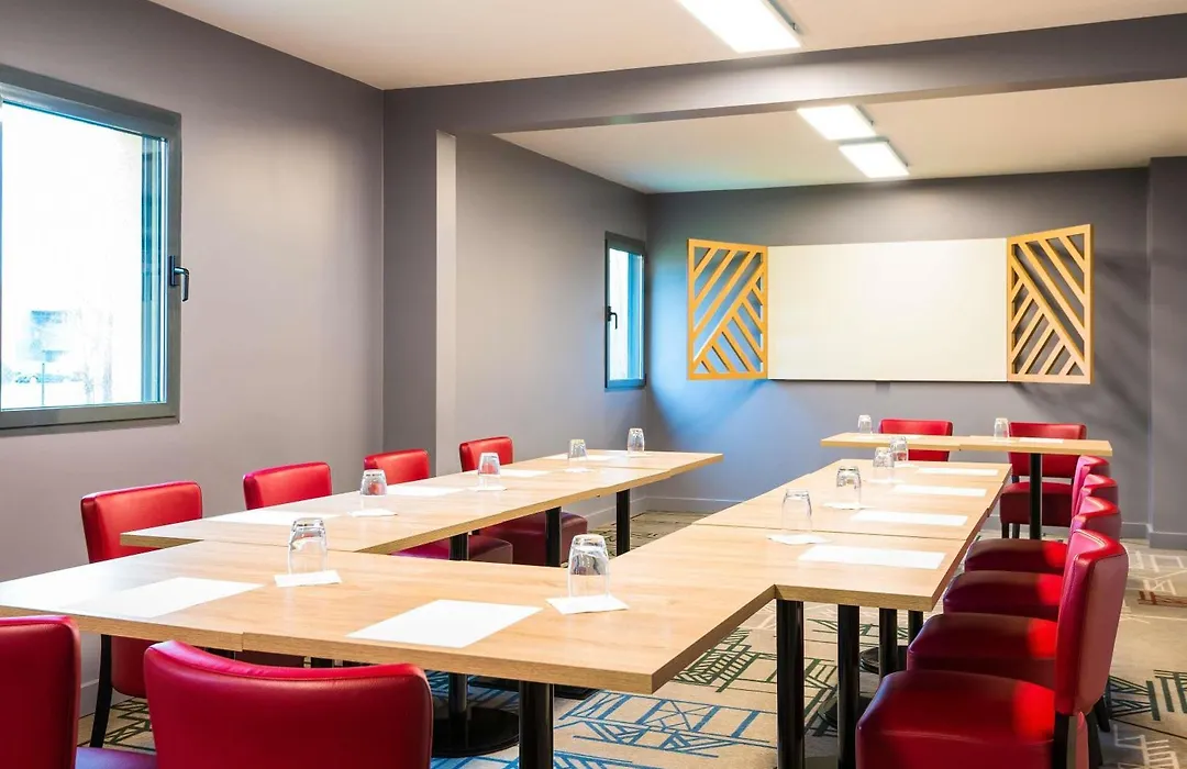 ibis Styles Rouen Val De Reuil-1