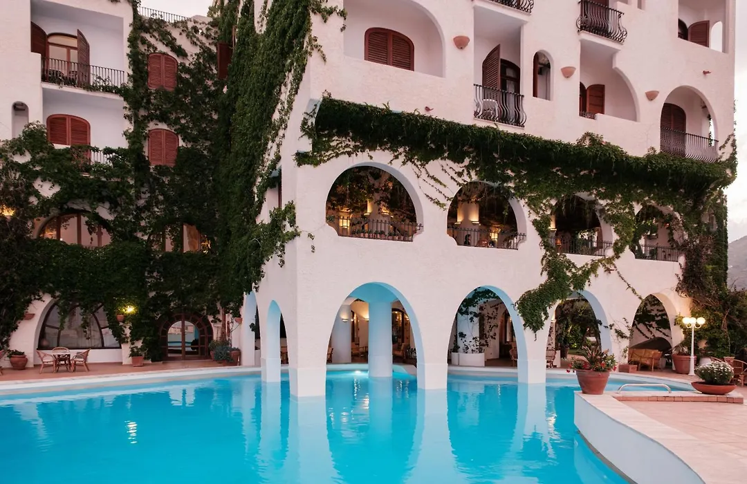 Hotel Carasco-1