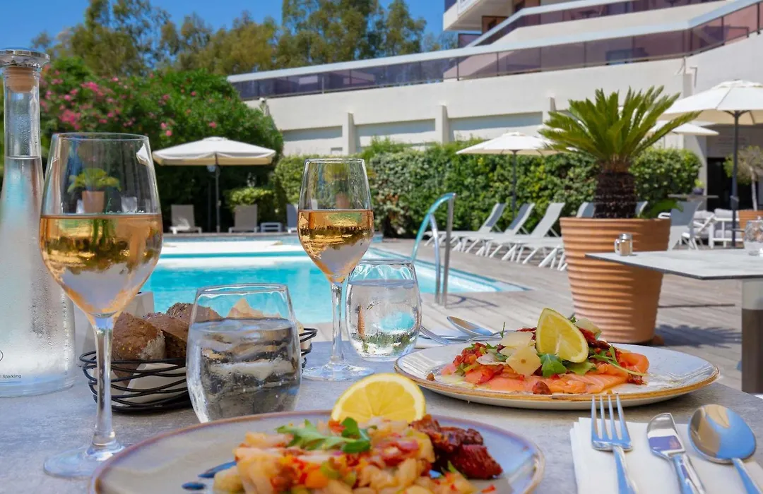 Mercure Hyères Centre Côte d'Azur-1