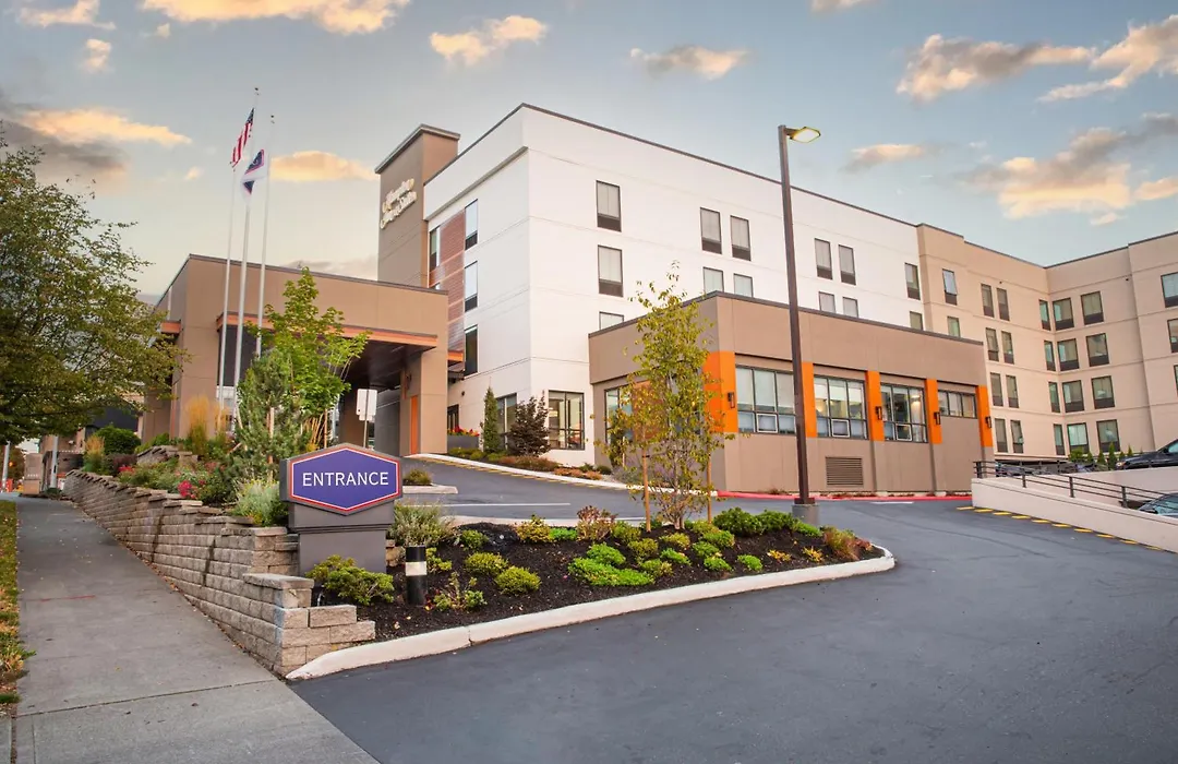 Hampton Inn & Suites Seattle-Downtown-1
